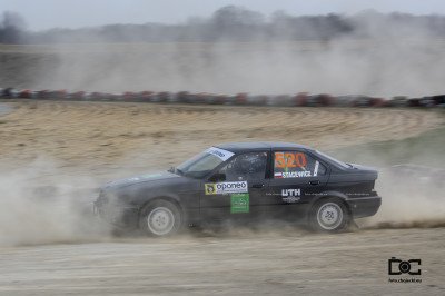 80e353e0f2d9909c4c6d01b03defa918