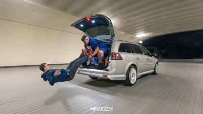 Bo zdjęcia mu się nie podobały :)