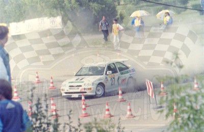 22. Romuald Chałas i Zbigniew Atłowski - Ford Escort Cosworth RS   (To zdjęcie w pełnej rozdzielczości możesz kupić na www.kwa-kwa.pl )