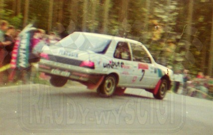 5. Waldemar Doskocz i Jarosław Baran - Peugeot 309 GTi 16S.   (To zdjęcie w pełnej rozdzielczości możesz kupić na www.kwa-kwa.pl )