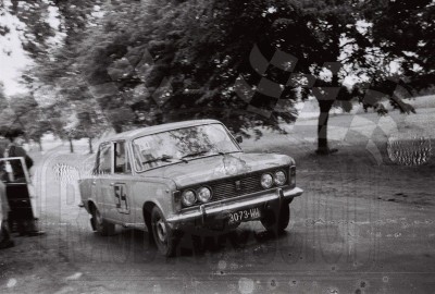 23. L.Bohdanowicz - Polski Fiat 125p.  (To zdjęcie w pełnej rozdzielczości możesz kupić na www.kwa-kwa.pl )