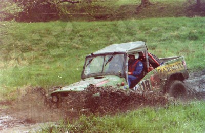 63. P.Urbaniak i M.Płatek - Uaz 469B  (To zdjęcie w pełnej rozdzielczości możesz kupić na www.kwa-kwa.pl )