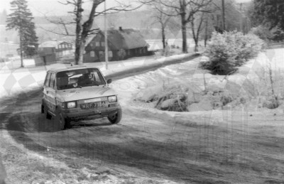 15. Andrzej Knapczyński i Jerzy Karos - Polski Fiat 126p.   (To zdjęcie w pełnej rozdzielczości możesz kupić na www.kwa-kwa.pl )