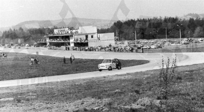 62.Dariusz Sobecki - Polski Fiat 126p.   (To zdjęcie w pełnej rozdzielczości możesz kupić na www.kwa-kwa.pl )