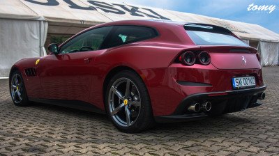 Ferrari GTC4 Lusso