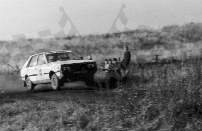 38. Tomasz Stawowczyk i Witold Stawowczyk - Polonez 1500.   (To zdjęcie w pełnej rozdzielczości możesz kupić na www.kwa-kwa.pl )