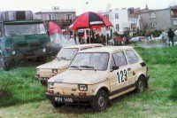 1. Polski Fiat 126p załogi Jacek Sikora i Jacek Sciciński.   (To zdjęcie w pełnej rozdzielczości możesz kupić na www.kwa-kwa.pl )
