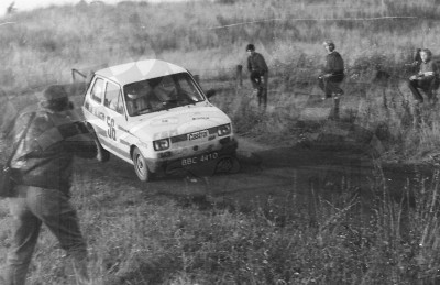 53. Robert Herba i Jacek Jędraski - Polski Fiat 126p.   (To zdjęcie w pełnej rozdzielczości możesz kupić na www.kwa-kwa.pl )