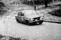 184. Marek Varisella i Krzysztof Burzyński - Polski Fiat 125p 1500  (To zdjęcie w pełnej rozdzielczości możesz kupić na www.kwa-kwa.pl )