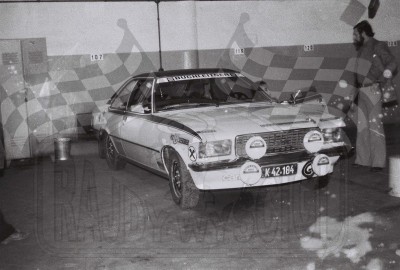 11. Opel Commodore GSE - E.Hopfgartner i A.Piberning. (2)  (To zdjęcie w pełnej rozdzielczości możesz kupić na www.kwa-kwa.pl )