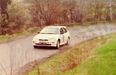 112. Andrzej Chojnacki i Piotr Namyslowski - Ford Escort Cosworth RS.   (To zdjęcie w pełnej rozdzielczości możesz kupić na www.kwa-kwa.pl )