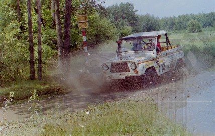 25. J.Buchar i L.Cisar - Uaz Maraton TD 2,4   (To zdjęcie w pełnej rozdzielczości możesz kupić na www.kwa-kwa.pl )