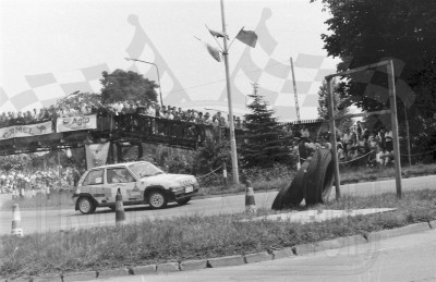 9. Bronislav Kuzmic i Janez Banic - Renault 5 GT Turbo.   (To zdjęcie w pełnej rozdzielczości możesz kupić na www.kwa-kwa.pl )