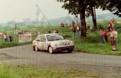 96. Waldemar Doskocz i Jarosław Baran - Peugeot 309 GTi 16V.   (To zdjęcie w pełnej rozdzielczości możesz kupić na www.kwa-kwa.pl )