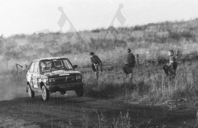 54. Zbigniew Łacisz i Krzysztof Fojcik - Polski Fiat 126p.   (To zdjęcie w pełnej rozdzielczości możesz kupić na www.kwa-kwa.pl )