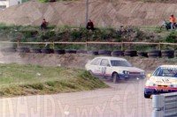 108. Jacek Ptaszek - Ford Sierra Cosworth, nr.10.Stanisław Ambroszkiewicz - Mazda 323 Turbo   (To zdjęcie w pełnej rozdzielczości możesz kupić na www.kwa-kwa.pl )