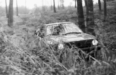 112. Lesław Orski i Lech Wójcik - VW Golf GTi.   (To zdjęcie w pełnej rozdzielczości możesz kupić na www.kwa-kwa.pl )
