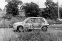12. Romana Zrnec i Barbic Polona - Renault 5 GT Turbo.   (To zdjęcie w pełnej rozdzielczości możesz kupić na www.kwa-kwa.pl )