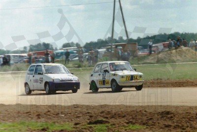 69. Nr.52.Piotr Radtke - Polski Fiat 126p, nr.59.Paweł Kałuża - Fiat Cinquecento.   (To zdjęcie w pełnej rozdzielczości możesz kupić na www.kwa-kwa.pl )