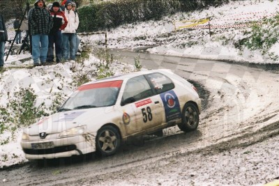 17. Mariusz Strzałkowski i Michał Bojar - Peugeot 306 S16  (To zdjęcie w pełnej rozdzielczości możesz kupić na www.kwa-kwa.pl )