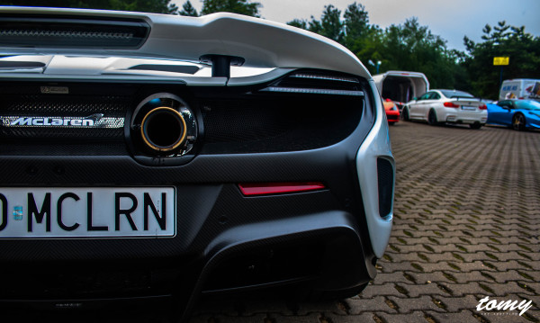 McLaren 675LT