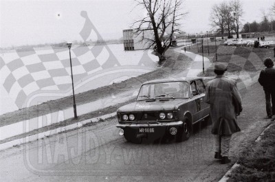 15. Stanisław Wyka i Jarosław Zacharski - Polski Fiat 125p 1500  (To zdjęcie w pełnej rozdzielczości możesz kupić na www.kwa-kwa.pl )