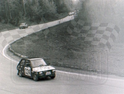 40. Wiesław Hankus - Polski Fiat 126p.   (To zdjęcie w pełnej rozdzielczości możesz kupić na www.kwa-kwa.pl )