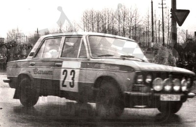 Josef Srnsky i Radovan Novak - Waz Żiguli 2103 MTX. To zdjęcie w pełnej rozdzielczości możesz kupić na http://kwa-kwa.pl