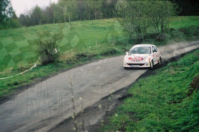 130. Piotr Starczukowski i Bartosz Siodła - Peugeot 206 XS  (To zdjęcie w pełnej rozdzielczości możesz kupić na www.kwa-kwa.pl )