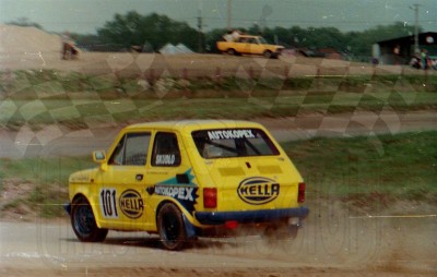 14. Antoni Skudło - Polski Fiat 126p.   (To zdjęcie w pełnej rozdzielczości możesz kupić na www.kwa-kwa.pl )