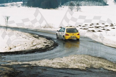 14. Przemysław Dyja i Robert Hundla - Peugeot 106  (To zdjęcie w pełnej rozdzielczości możesz kupić na www.kwa-kwa.pl )