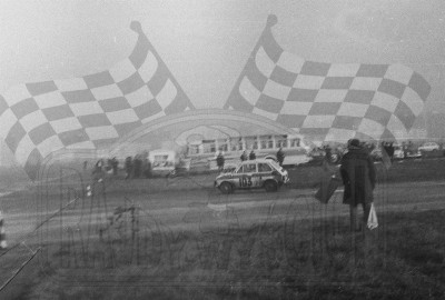 40. Zbigniew Maliński - Polski Fiat 126p  (To zdjęcie w pełnej rozdzielczości możesz kupić na www.kwa-kwa.pl )