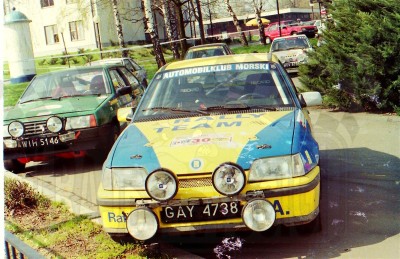 85. Opel Kadett GSi 16V załogi Dariusz Wirkijowski i Marcin Augustyn.   (To zdjęcie w pełnej rozdzielczości możesz kupić na www.kwa-kwa.pl )