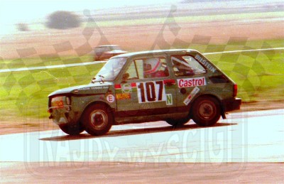 21. Marcin Turski - Polski Fiat 126p.   (To zdjęcie w pełnej rozdzielczości możesz kupić na www.kwa-kwa.pl )