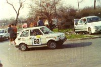 30. Polski Fiat 126p załogi Bartłomiej Kulesza i Adam Klepadło.   (To zdjęcie w pełnej rozdzielczości możesz kupić na www.kwa-kwa.pl )