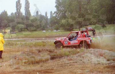 74. Sławomir Wasiak i Marcin Grydziuszko - Nissan Patrol 2800  (To zdjęcie w pełnej rozdzielczości możesz kupić na www.kwa-kwa.pl )