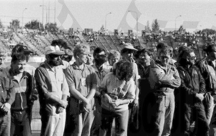 2. Przedstartowa prezentacja zawodników.   (To zdjęcie w pełnej rozdzielczości możesz kupić na www.kwa-kwa.pl )