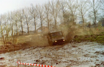 69. P.Urbaniak i M.Płatek - Uaz 469B  (To zdjęcie w pełnej rozdzielczości możesz kupić na www.kwa-kwa.pl )