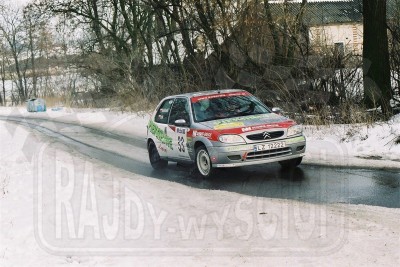 52. Marcin Łepik i Piotr Kwiatkowski - Citroen Saxo VTS  (To zdjęcie w pełnej rozdzielczości możesz kupić na www.kwa-kwa.pl )