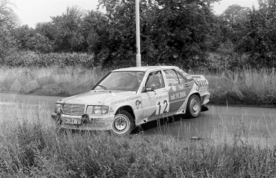 13. Peter Rumpfkeil i Gunter Jarecki - Mercedes Benz 190E 2.3-16.   (To zdjęcie w pełnej rozdzielczości możesz kupić na www.kwa-kwa.pl )