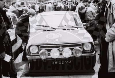 32. T.J.Koks i A.P.Jetten - Datsun 1600. (2)  (To zdjęcie w pełnej rozdzielczości możesz kupić na www.kwa-kwa.pl )