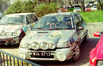 82. Renault Clio 16V załogi Bogdan Herink i Barbara Stępkowska.   (To zdjęcie w pełnej rozdzielczości możesz kupić na www.kwa-kwa.pl )