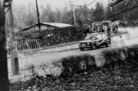 77. Włodzimierz Pawluczuk i A.Czarnecka - Polski Fiat 126p  (To zdjęcie w pełnej rozdzielczości możesz kupić na www.kwa-kwa.pl )