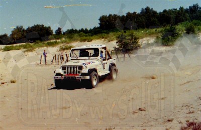 23. R.Uchański i J.Uchański - Jeep Wrangler.   (To zdjęcie w pełnej rozdzielczości możesz kupić na www.kwa-kwa.pl )