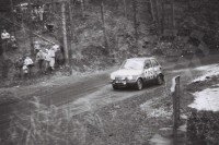 90. W.Madurowicz i J.Kutkowski - Polski Fiat 126p.   (To zdjęcie w pełnej rozdzielczości możesz kupić na www.kwa-kwa.pl )