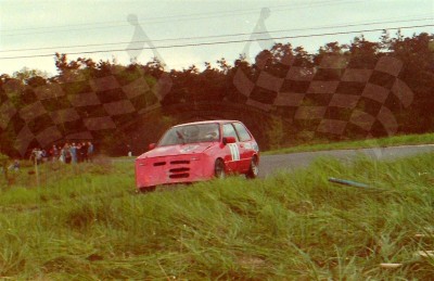 16. Henryk Mandera - Suzuki Swift GTi 16.   (To zdjęcie w pełnej rozdzielczości możesz kupić na www.kwa-kwa.pl )