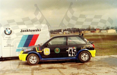 9. Ford Fiesta XR2i Tomasza Jaskłowskiego   (To zdjęcie w pełnej rozdzielczości możesz kupić na www.kwa-kwa.pl )