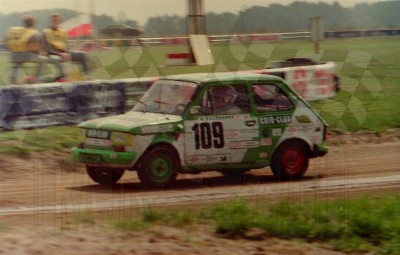 2. Marek Kaczmarek - Polski Fiat 126p.   (To zdjęcie w pełnej rozdzielczości możesz kupić na www.kwa-kwa.pl )