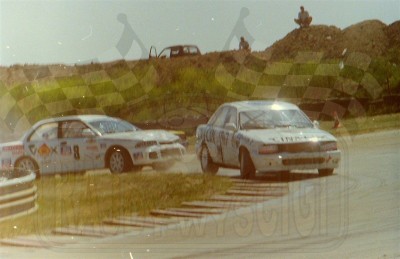 106. Mariusz Stec - Mitsubishi Galant VR4 i Andrzej Kalitowicz - Mitsubishi Lancer Evo III   (To zdjęcie w pełnej rozdzielczości możesz kupić na www.kwa-kwa.pl )