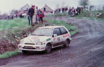 38. Andrzej Buziuk i W.Szczodrowski - Suzuki Swift GTi 16V.   (To zdjęcie w pełnej rozdzielczości możesz kupić na www.kwa-kwa.pl )